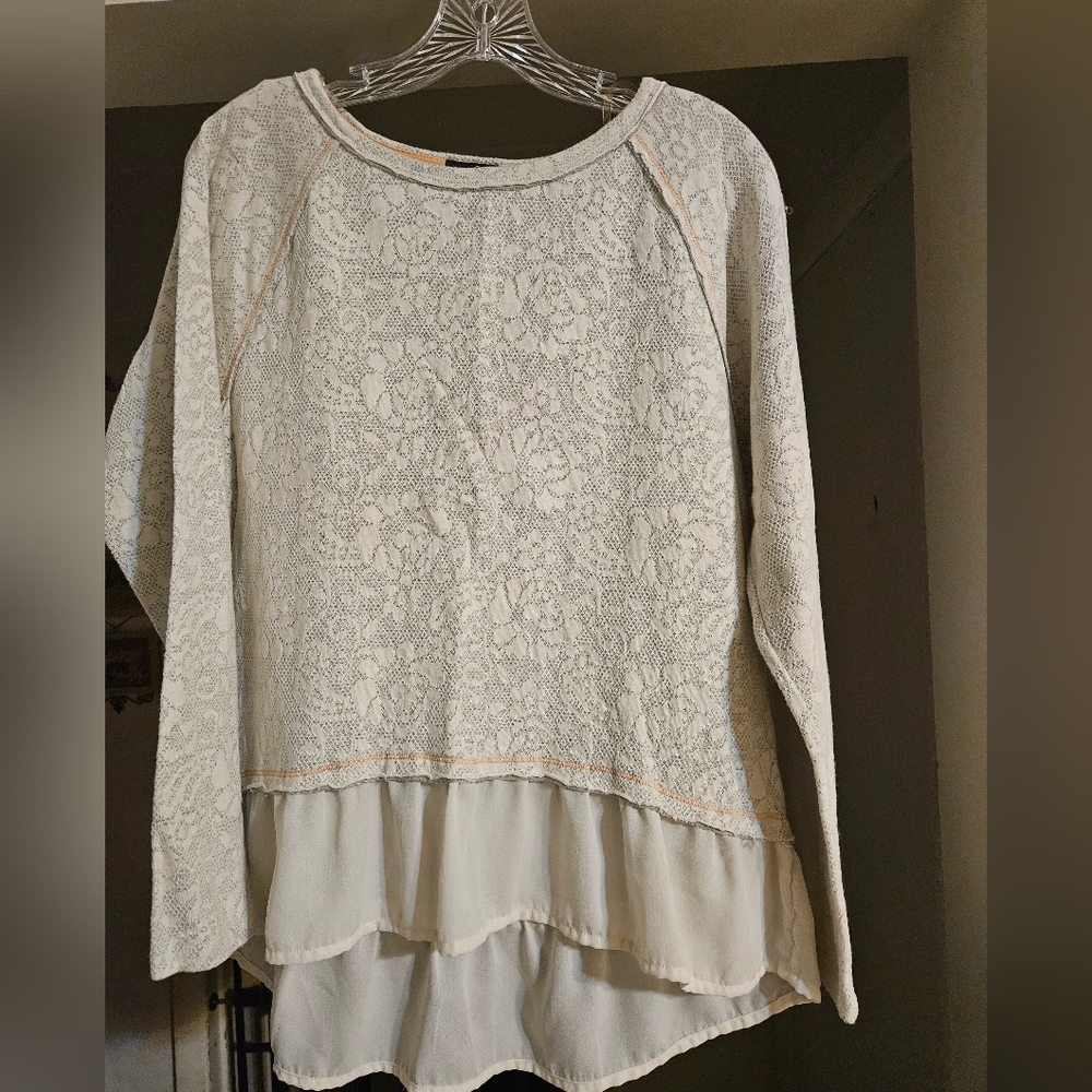 Women's shirt